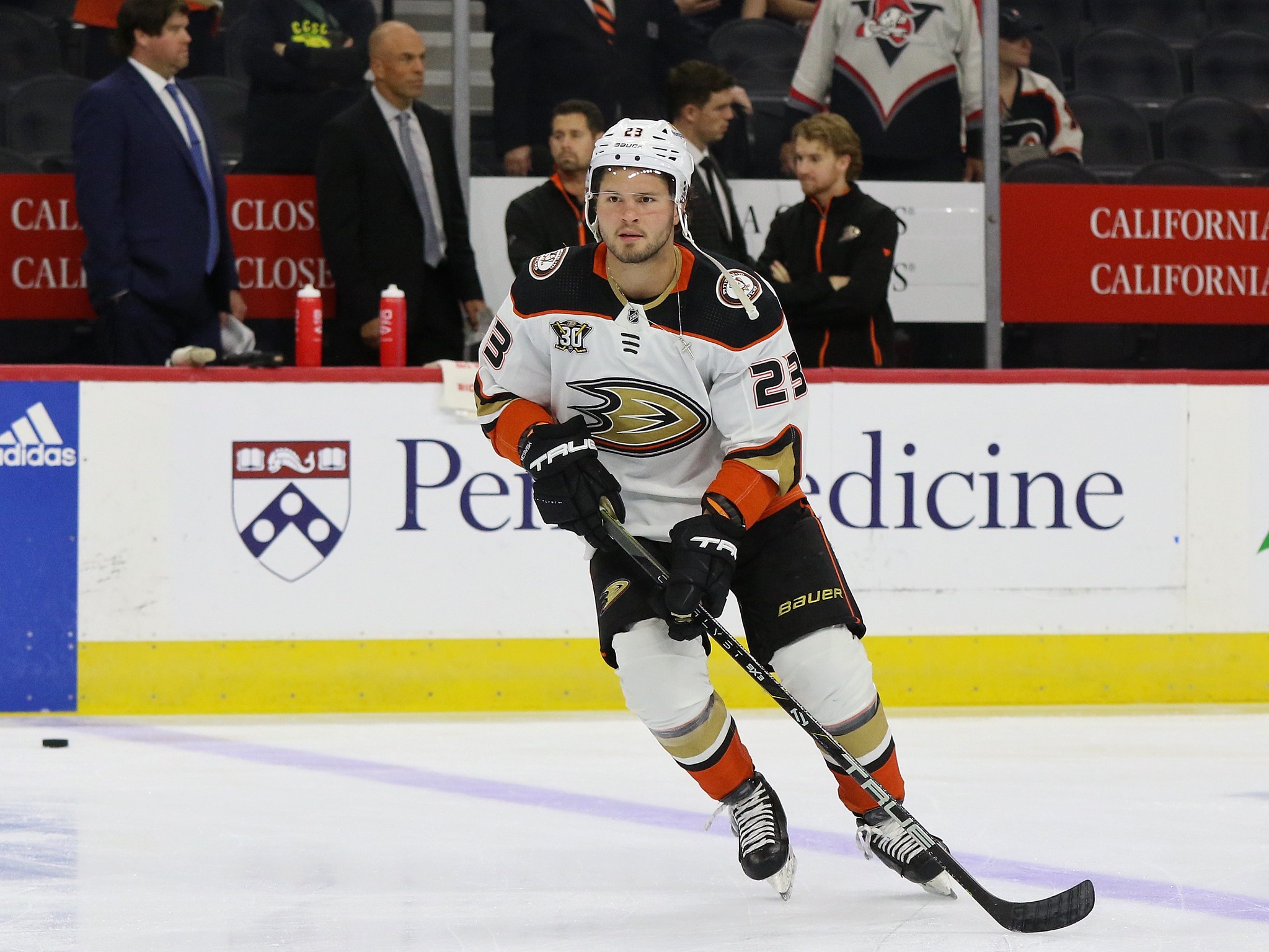 Ducks Emerge Victorious Over Utah HC in Saturday Afternoon Shootout Thriller – The Hockey Writers – NHL News